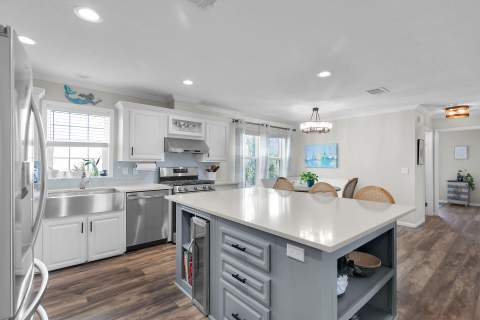 99 Palm Drive, Saddlebunch FL - photo 17 of 46