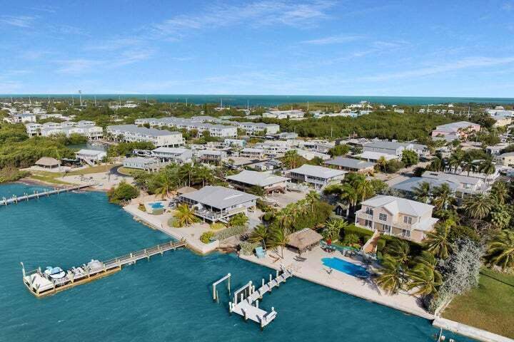 2 bedroom Half Duplex at 1297 73rd Street #Ocean, Reimann's Sub (51.0), Marathon — photo 5