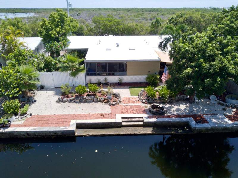 4 bedroom Duplex at 3962-3964 No Name Road, Port Pine Heights (29.0), Big Pine Key — photo 3