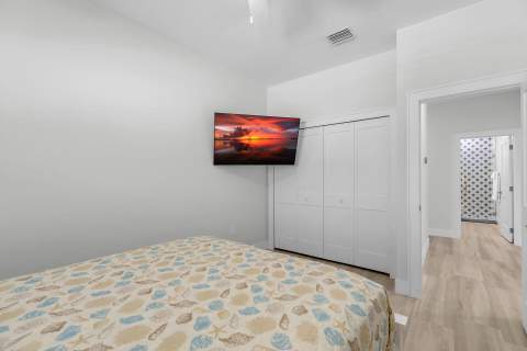 232 Sadowski, Key Colony FL - photo 24 of 71