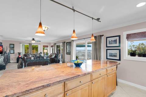 114 N Coconut Palm Boulevard, Plantation Key FL - photo 17 of 67