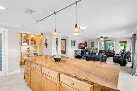 114 N Coconut Palm Boulevard, Plantation Key FL - photo 18 of 67