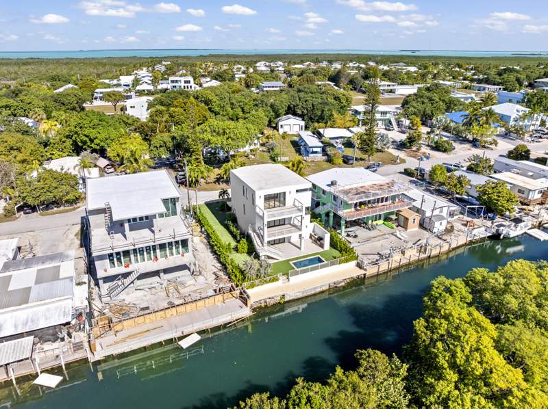 4 bedroom Single Family Residence at 124 Orchid Street, Plant Tropical Park (91.0), Plantation Key — photo 5