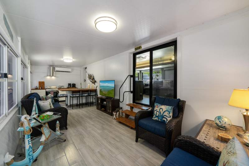 2 bedroom Mobile Home at 101551 Overseas Highway ## 165, Key Largo Kampground (101.5), Key Largo — photo 3