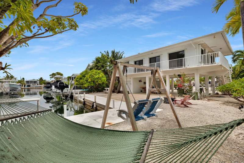 2 bedroom Single Family Residence at 400 La Fitte Road, Jolly Roger Estates (28.5), Little Torch Key — photo 1