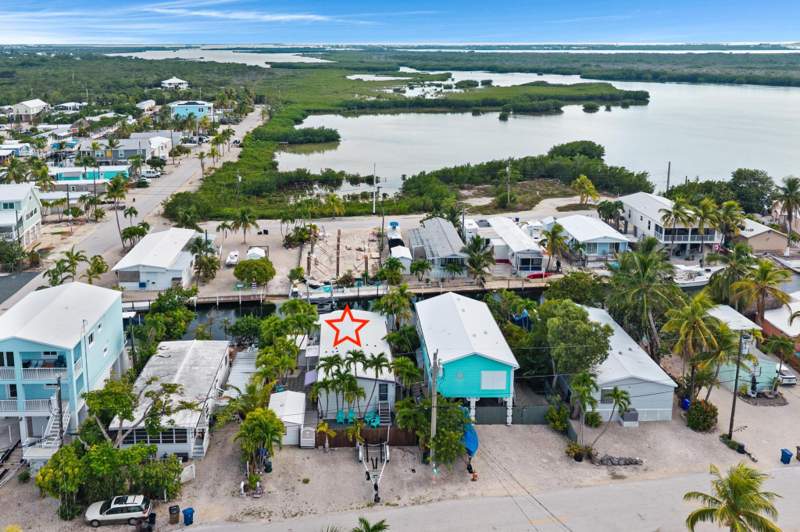 2 bedroom Mobile Home at 27772 Astrangia Avenue, Coral Shores Estates (28.0), Little Torch Key — photo 2