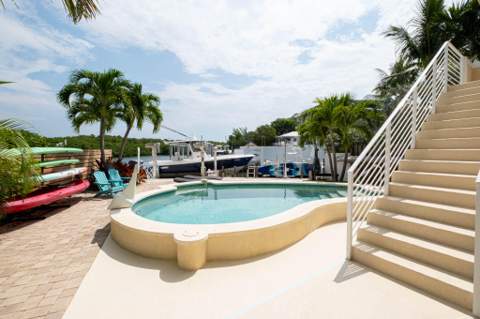 148 Riviera Drive, Plantation Key FL - photo 23 of 65