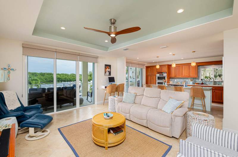 3 bedroom Single Family Residence at 148 Riviera Drive, Fontaine Lake (90.0), Plantation Key — photo 4