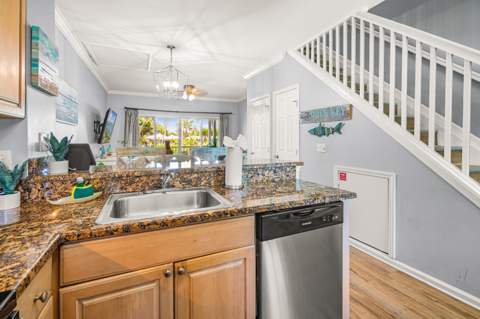 5091 Sunset Village Drive, Duck Key FL - photo 19 of 63