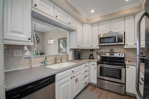 12400 Overseas Highway #Villa 3, Marathon FL - photo 20 of 77