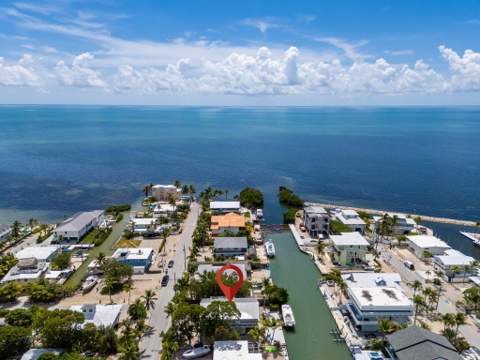 912 Lobster Lane, Key Largo FL - photo 6 of 43