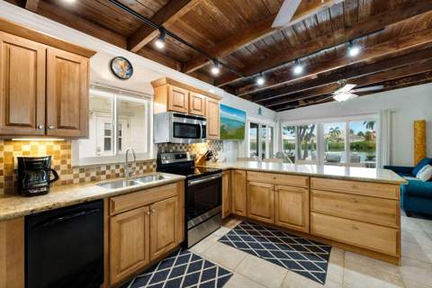 8 7Th Street, Key Colony FL - photo 15 of 48