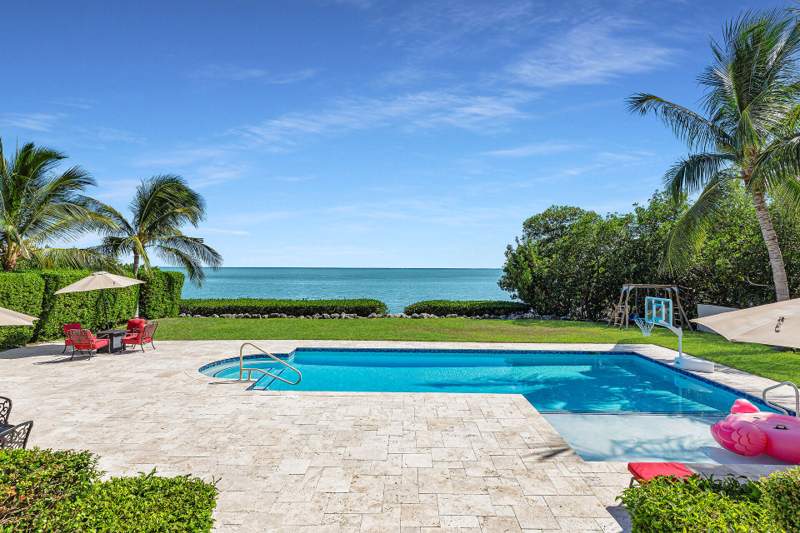 3 bedroom Single Family Residence at 853 104th Street, La Palma of the FL Keys (52.5), Marathon — photo 2