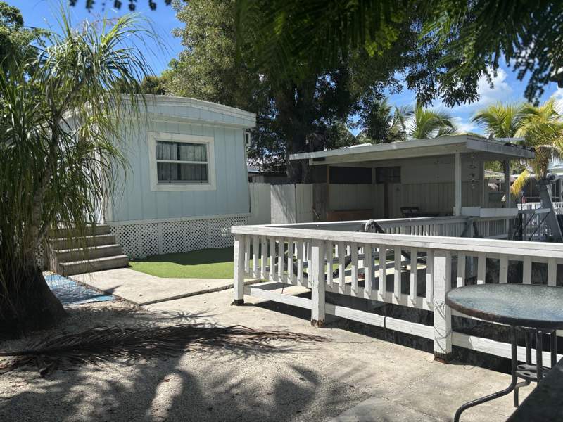 2 bedroom Mobile Home at 101 1St Court, Key Largo Trlr Village (101.5), Key Largo — photo 2