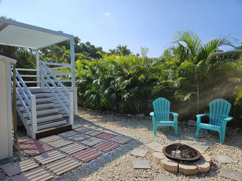 2 bedroom Single Family Residence at 29188 Tulip Lane, Eden Pines Colony (29.0), Big Pine Key — photo 2