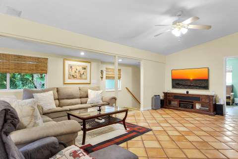 323 Bay view Avenue, Key Largo FL - photo 11 of 67