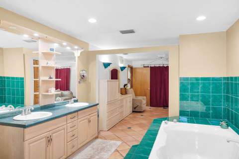 323 Bay view Avenue, Key Largo FL - photo 17 of 67