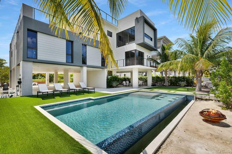 6 bedroom Single Family Residence at 64 S Andros Road, Ocean Isle Estates (106.0), Key Largo — photo 5