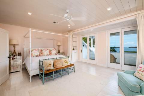 81250 Overseas Highway # 5, Upper Matecumbe Key Islamorada FL - photo 23 of 67