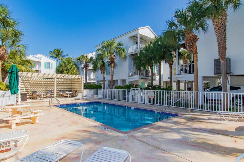 3 bedroom Townhouse at 320 24Th Street Ocean, Sombrero Sub (49.5), Marathon — photo 3