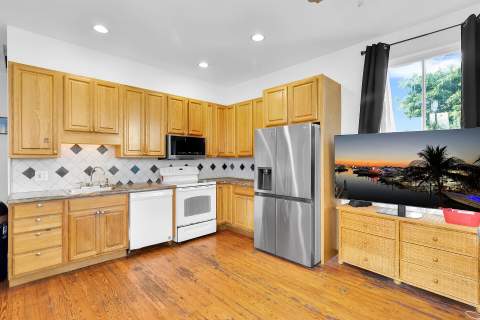 1220 Newton Street #5, Key West FL - photo 7 of 22