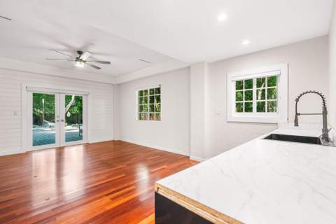 119 S Rolling Hill Road, Plantation Key FL - photo 9 of 32