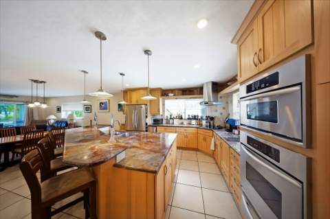 147 Gardenia Street, Plantation Key FL - photo 15 of 64
