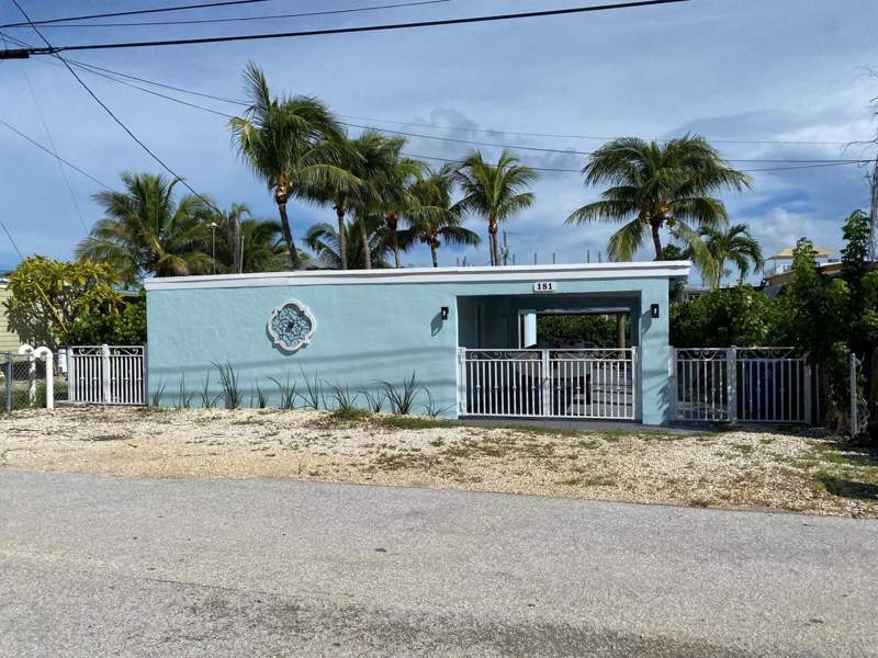 2 bedroom Mobile Home at 181 2Nd Court, Key Largo Trlr Village (101.5), Key Largo — photo 2