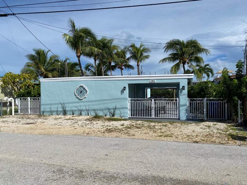 2 bedroom Mobile Home at 181 2Nd Court, Key Largo Trlr Village (101.5), Key Largo — photo 3