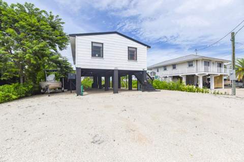 74 Pelican Lane, Big Pine Key FL - photo 6 of 33