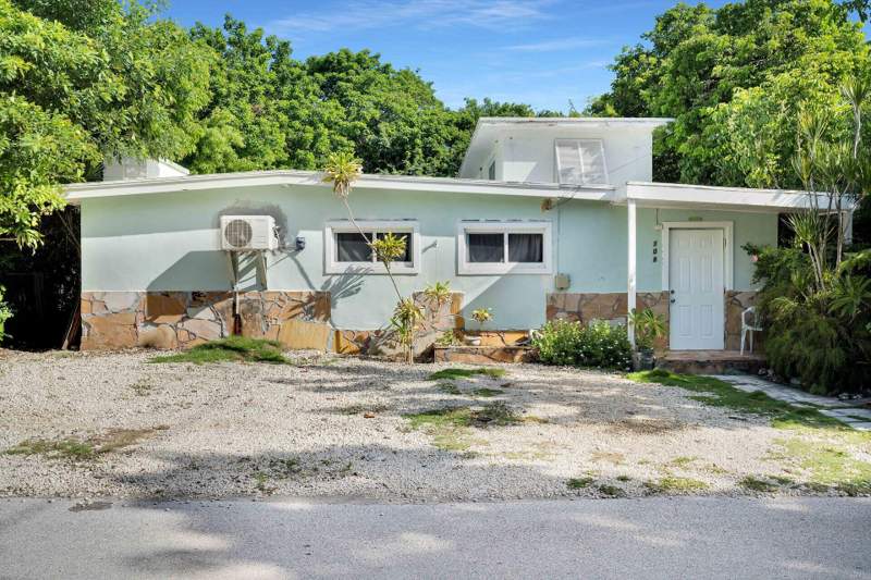 4 bedroom Single Family Residence at 108 Atlantic Avenue, Harris Ocean Park (93.0), Key Largo — photo 2
