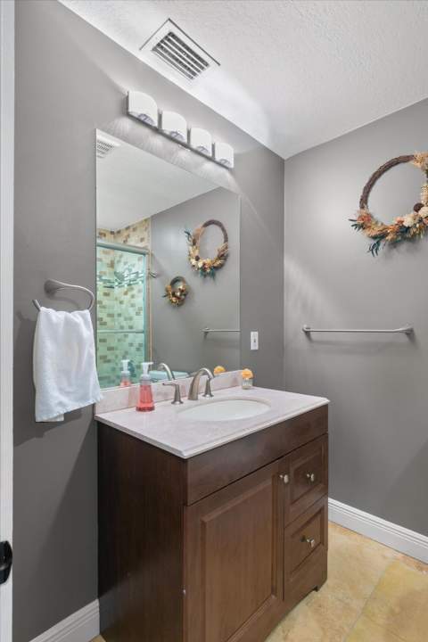 8 Cactus Drive, Big Coppitt FL - photo 12 of 25
