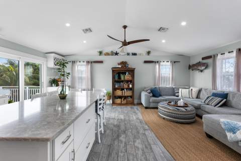 1325 Avenue H, Marathon FL - photo 10 of 47