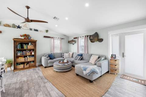 1325 Avenue H, Marathon FL - photo 13 of 47