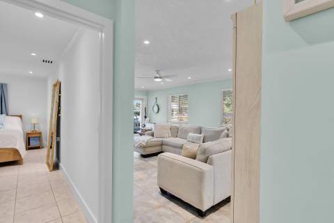 202 Hibiscus Street, Plantation Key FL - photo 14 of 28