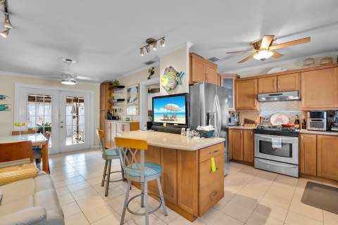2506 Seidenberg Avenue, Key West FL - photo 17 of 28