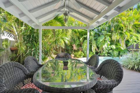 2911 Seidenberg Avenue, Key West FL - photo 10 of 25