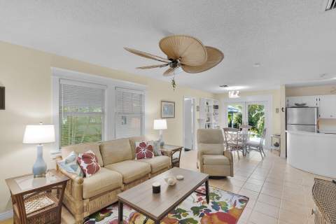 2911 Seidenberg Avenue, Key West FL - photo 12 of 25
