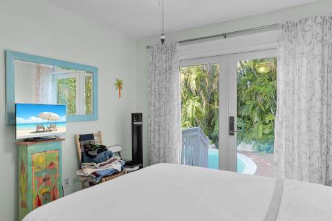 2911 Seidenberg Avenue, Key West FL - photo 21 of 25