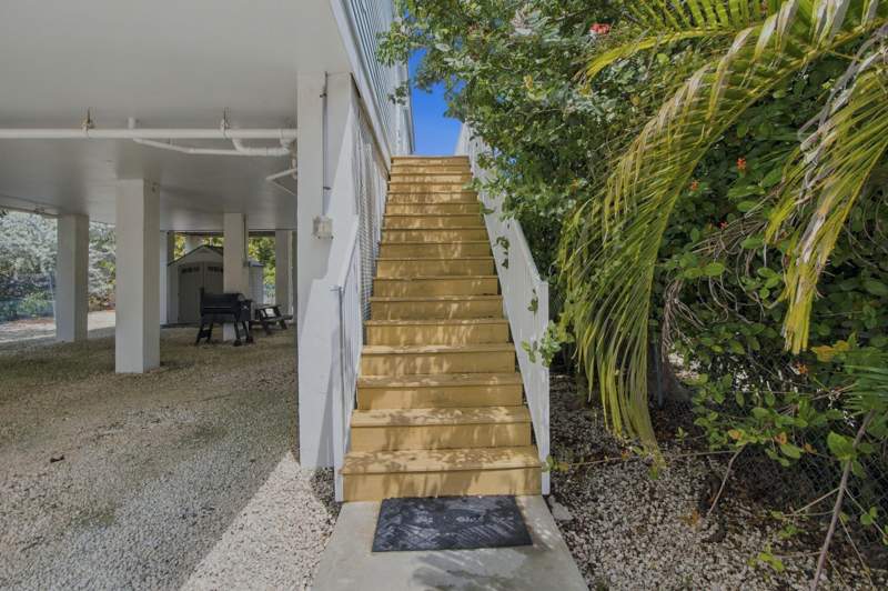 3 bedroom Single Family Residence at 31169 Avenue G, Sands Sub (31.0), Big Pine Key — photo 4