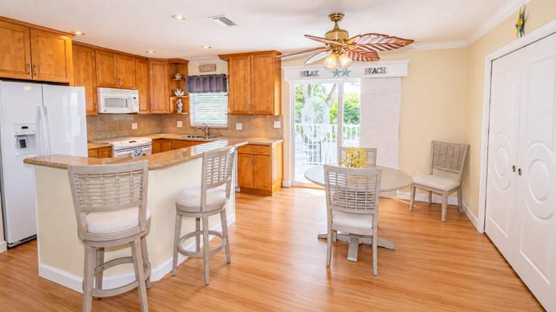 2 bedroom Condominium at 40 High Point Road #703, Plant Villas (88.5), Plantation Key — photo 4