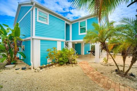 569 Pirates Road, Little Torch Key FL - photo 9 of 69