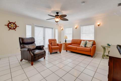 667 E Caribbean Drive, Summerland Key FL - photo 13 of 54