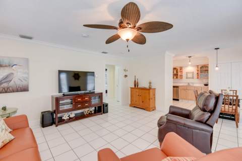 667 E Caribbean Drive, Summerland Key FL - photo 14 of 54