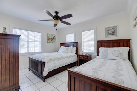 667 E Caribbean Drive, Summerland Key FL - photo 18 of 54