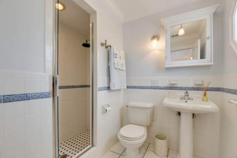 667 E Caribbean Drive, Summerland Key FL - photo 20 of 54