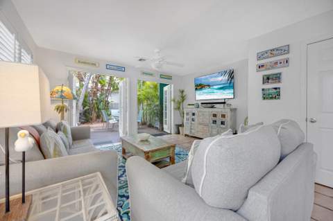 564 Porter Lane, Key West FL - photo 12 of 36