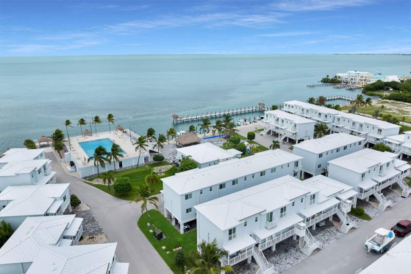 1 bedroom Condominium at 10877 Overseas Highway #82, Ocean Isles Fishing (52.5), Marathon — photo 4