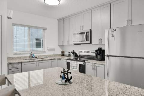 10877 Overseas Highway #82, Marathon FL - photo 17 of 43