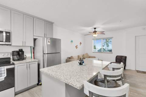 10877 Overseas Highway #82, Marathon FL - photo 20 of 43